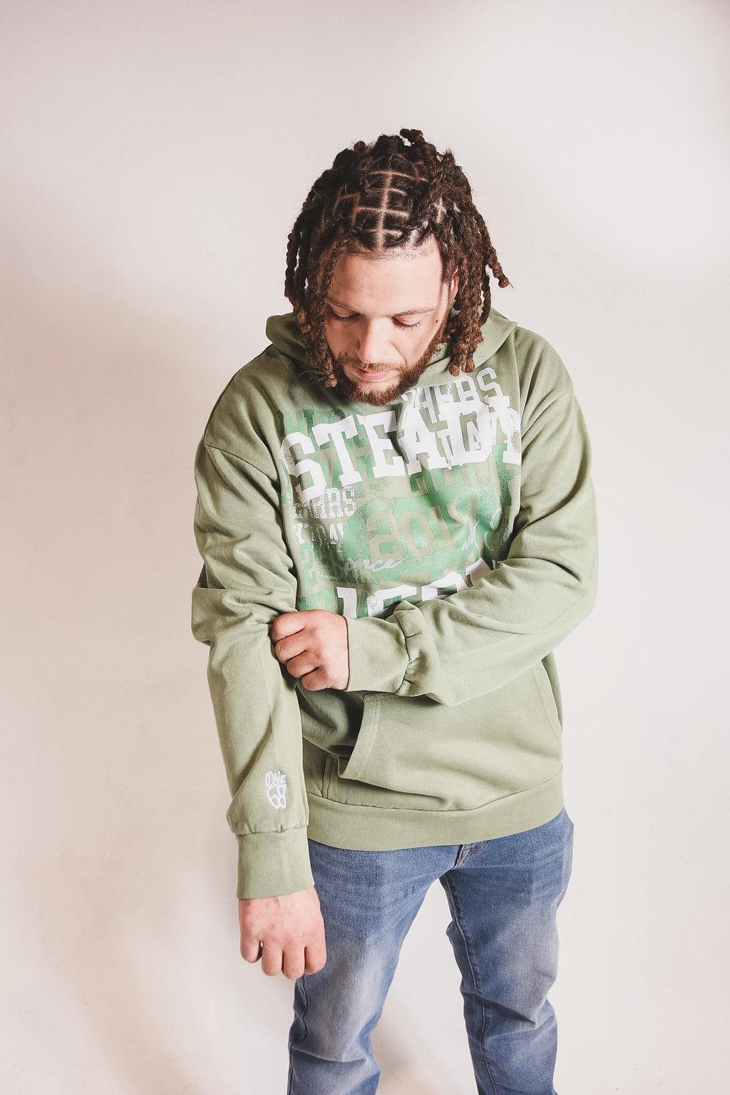 STEADY HOODIE